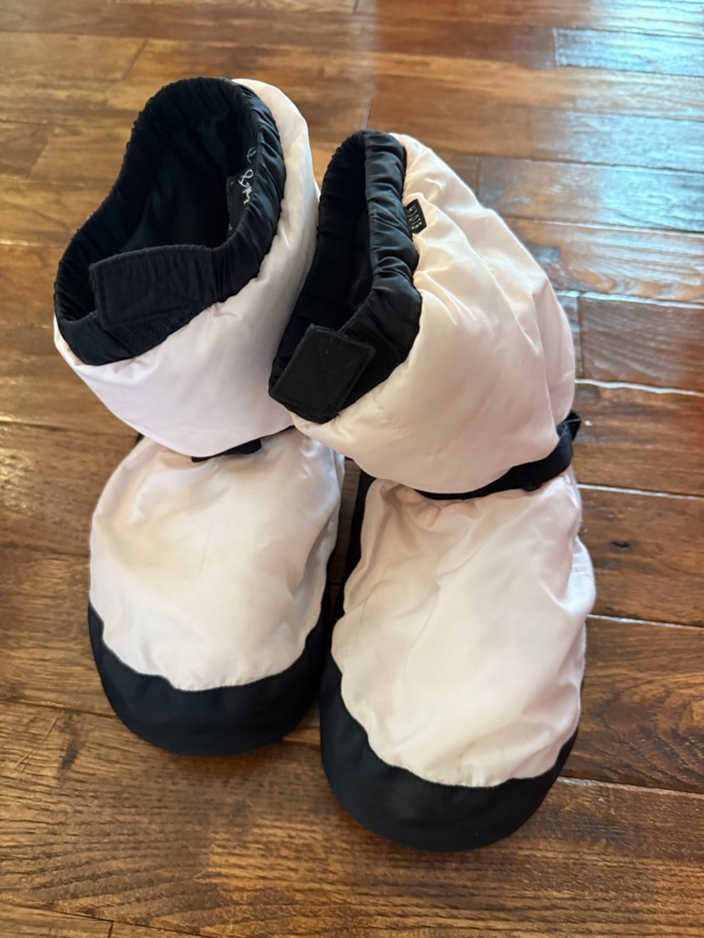 Bloch Light Pink and Black Bootie Slippers Med